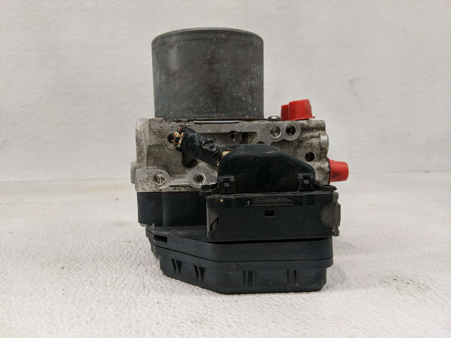 2015-2016 Toyota Sienna ABS Pump Control Module Replacement P/N:44540-08230 89541-08250 Fits Fits 2015 2016 OEM Used Auto Pa