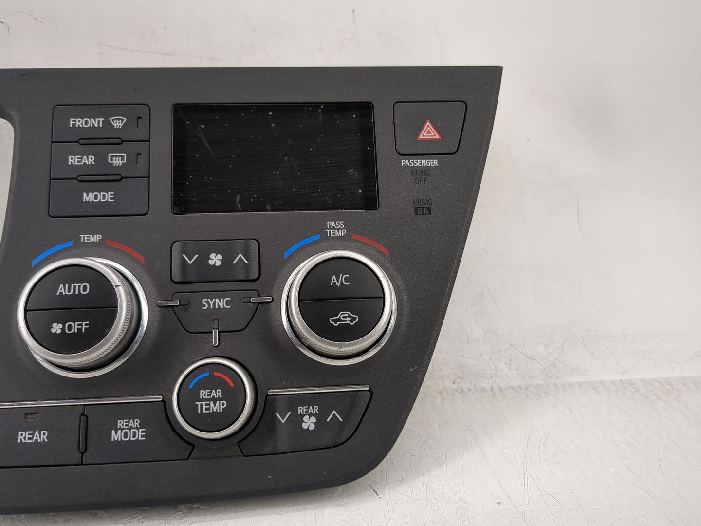 2015-2017 Toyota Sienna Climate Control Module Temperature AC/Heater Replacement P/N:55900-08200 Fits Fits 2015 2016 2017 OE