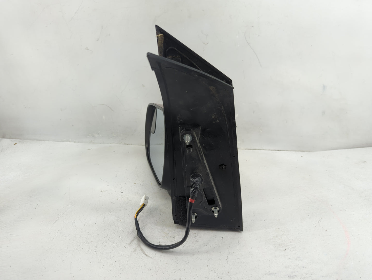2015-2017 Toyota Sienna Driver Side View Mirror - Left Door Mirror OEM Used - Oemusedautoparts1.com