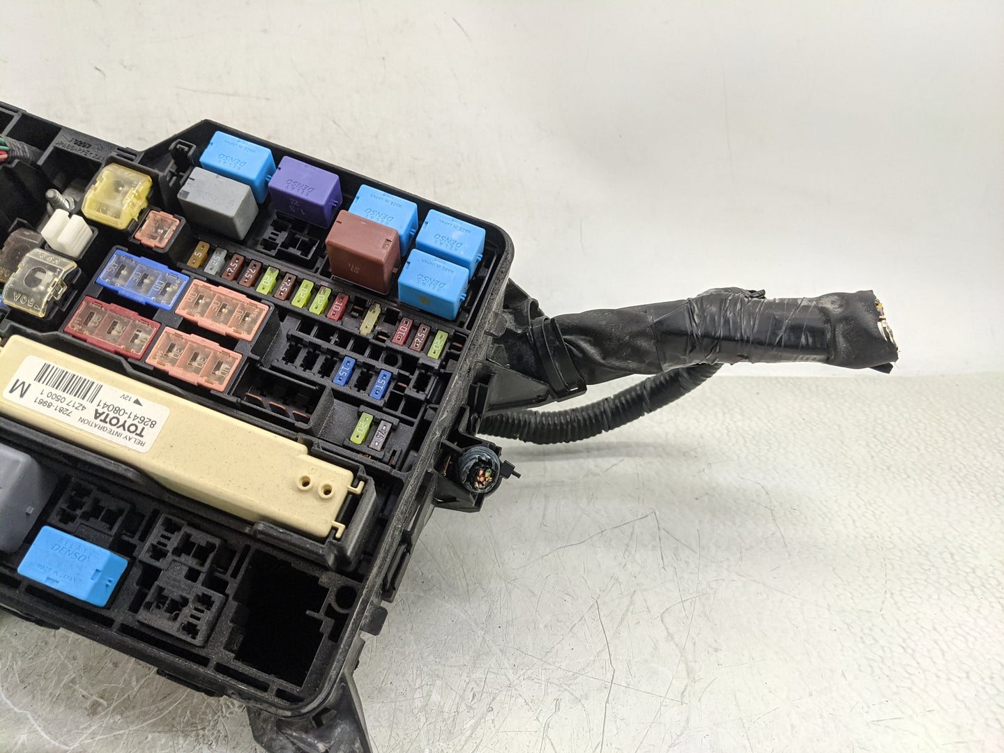 2011-2016 Toyota Sienna Fusebox Fuse Box Panel Relay Module P/N:82641-08041 Fits Fits 2011 2012 2013 2014 2015 2016 OEM Used