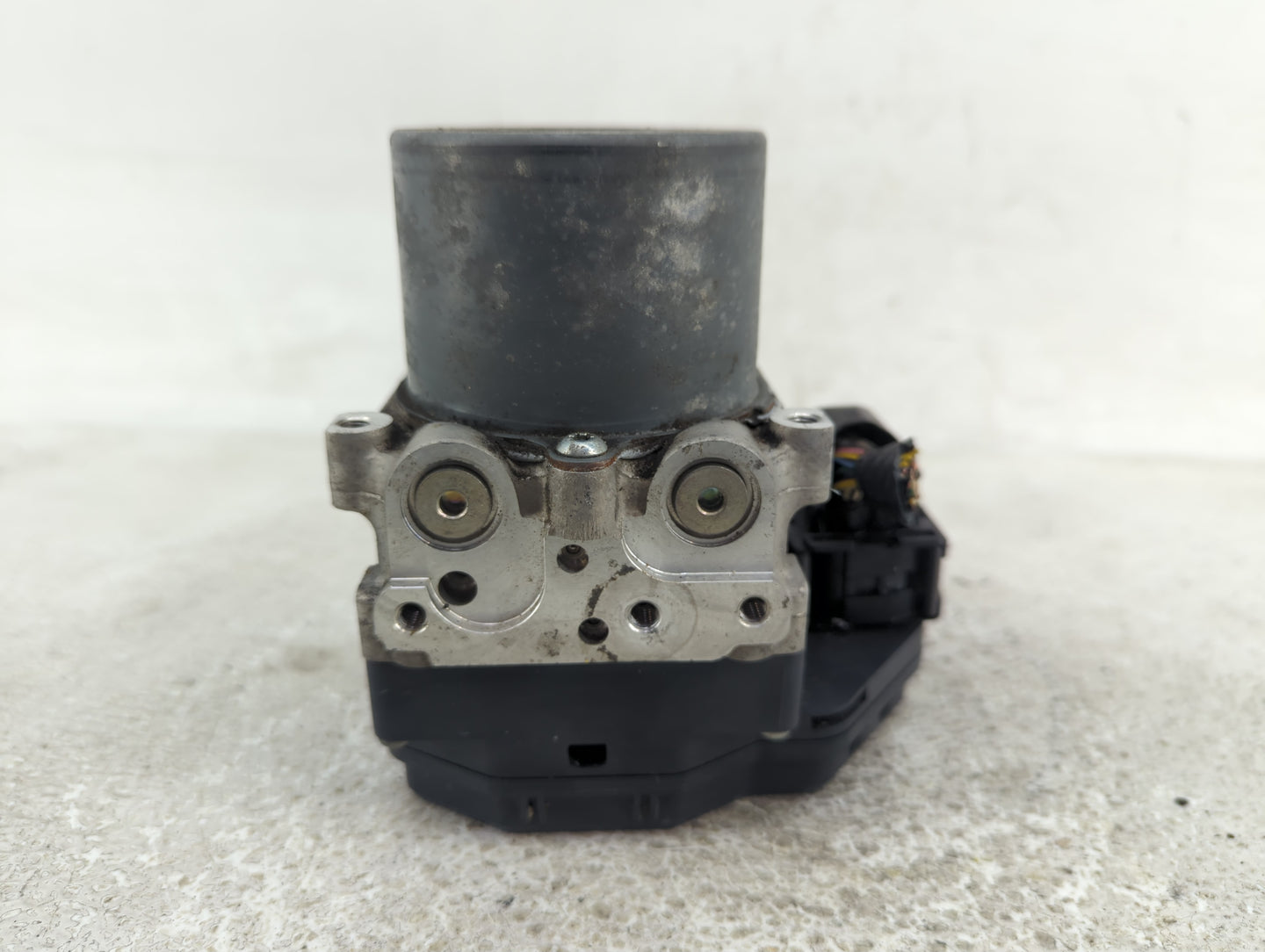 2015-2016 Toyota Sienna ABS Pump Control Module Replacement P/N:133000-6710 89541-08240, 44540-08220 Fits Fits 2015 2016 OEM