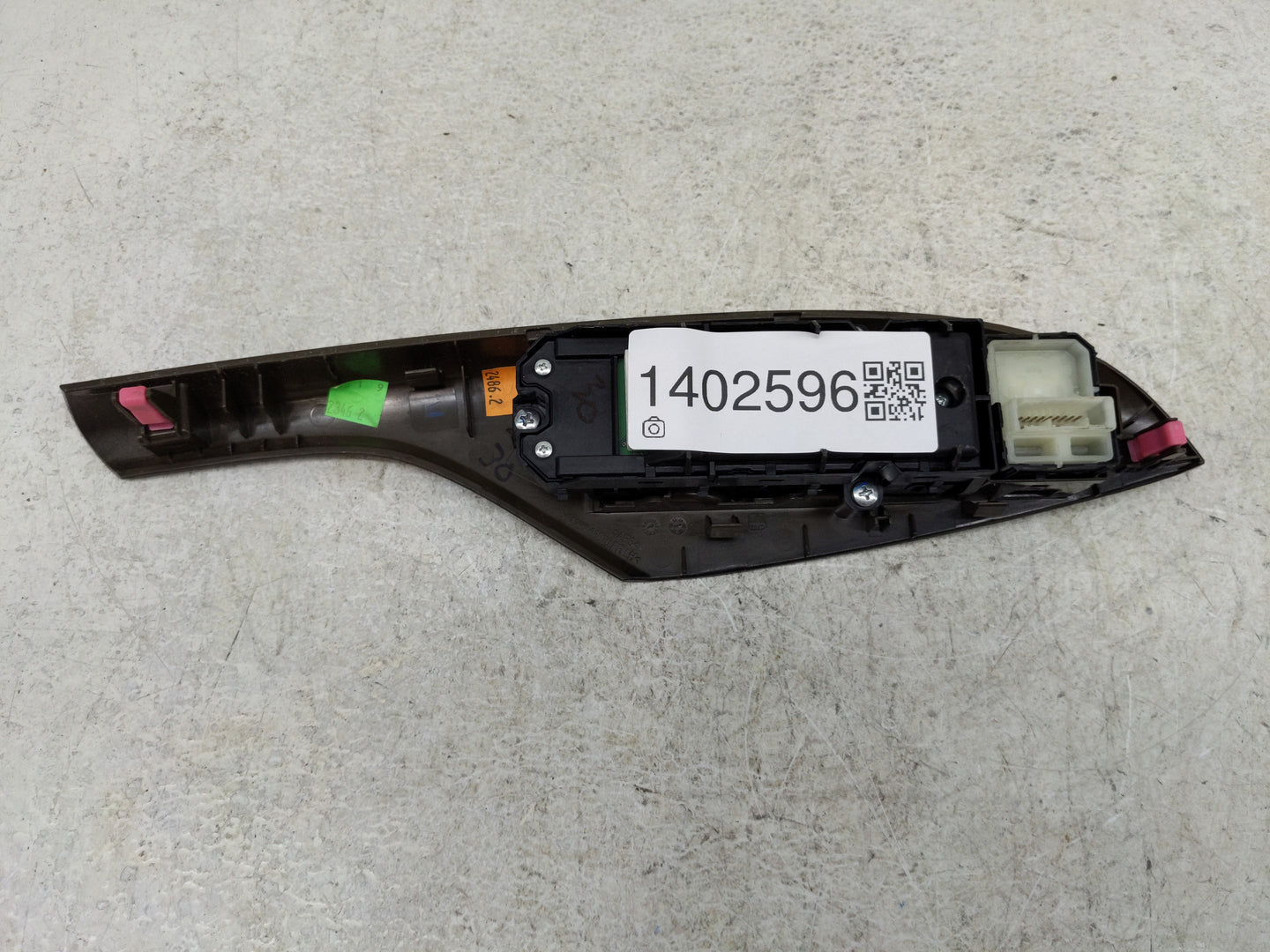 2015-2020 Toyota Sienna Master Power Window Switch Replacement Driver Side Left P/N:74232-08070 Fits OEM Used Auto Parts - O