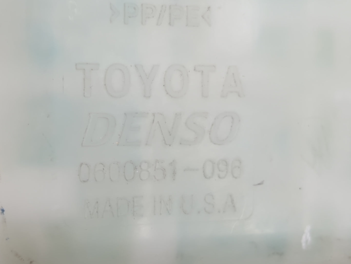 2004-2020 Toyota Sienna Windshield Washer Fluid Reservoir Bottle Oem - Oemusedautoparts1.com