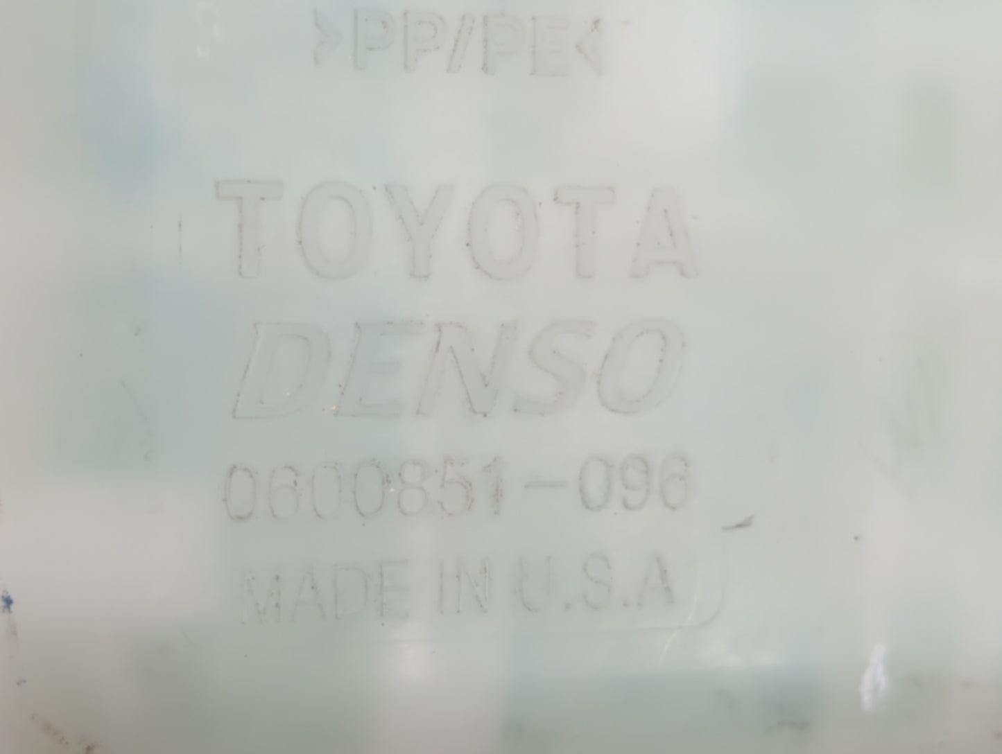 2004-2020 Toyota Sienna Windshield Washer Fluid Reservoir Bottle Oem - Oemusedautoparts1.com