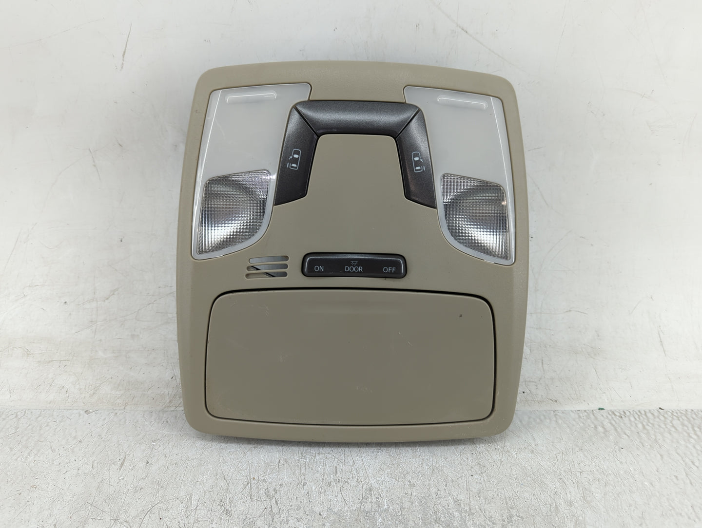 2015 Toyota Sienna Overhead Roof Console - Oemusedautoparts1.com