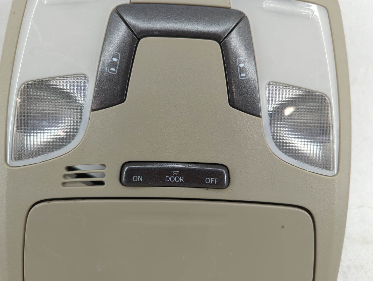 2015 Toyota Sienna Overhead Roof Console - Oemusedautoparts1.com