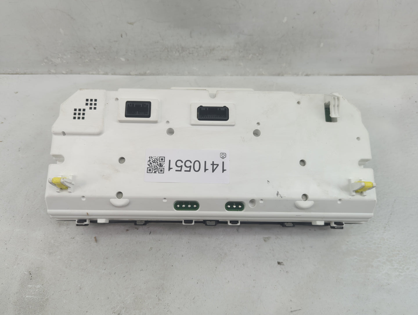 2015-2016 Toyota Sienna Instrument Cluster Speedometer Gauges P/N:83800-08620 Fits Fits 2015 2016 OEM Used Auto Parts - Oemu