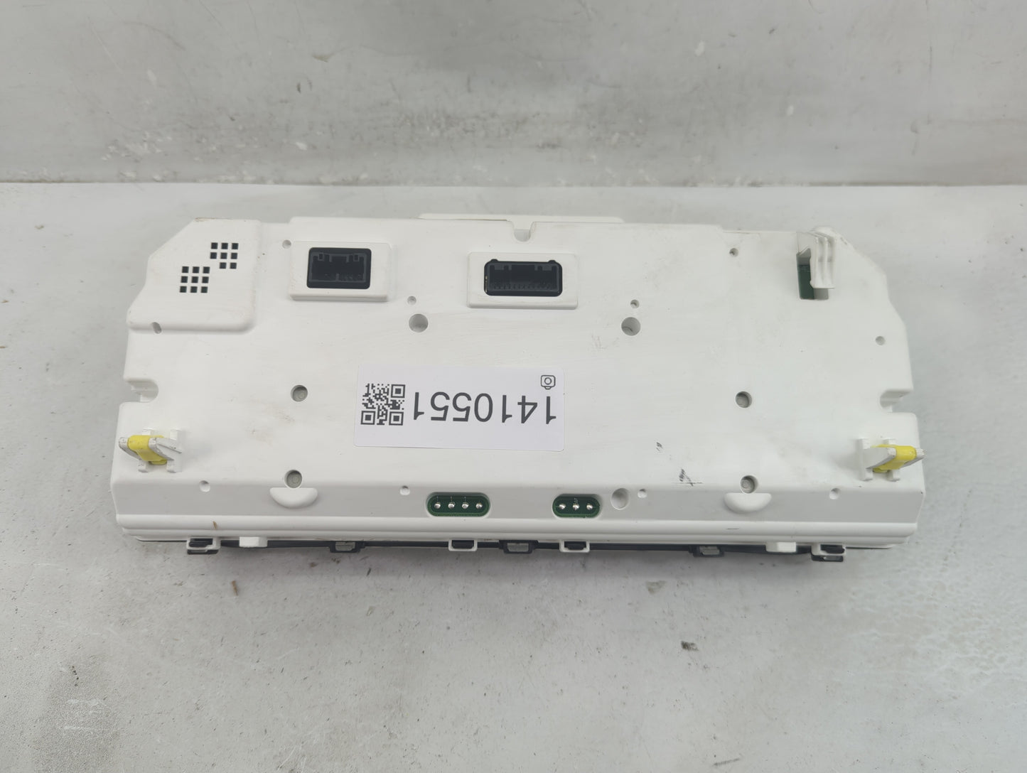 2015-2016 Toyota Sienna Instrument Cluster Speedometer Gauges P/N:83800-08620 Fits Fits 2015 2016 OEM Used Auto Parts - Oemu