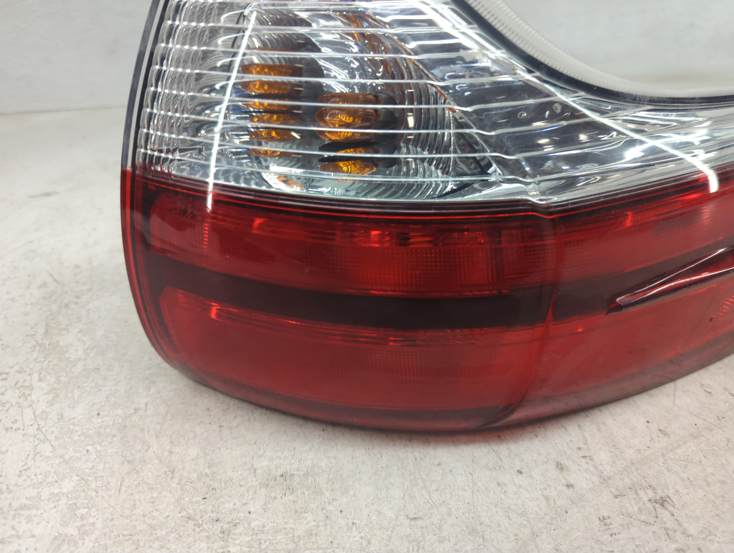 2015-2020 Toyota Sienna Tail Light Assembly Passenger Right OEM Fits Fits 2015 2016 2017 2018 2019 2020 OEM Used Auto Parts 