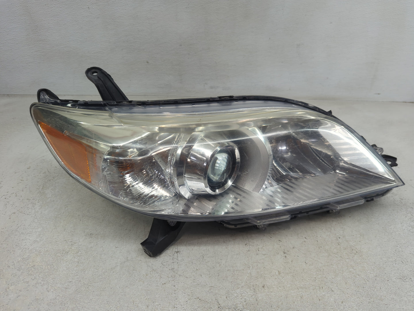 2011-2020 Toyota Sienna Passenger Right Oem Head Light Headlight Lamp - Oemusedautoparts1.com