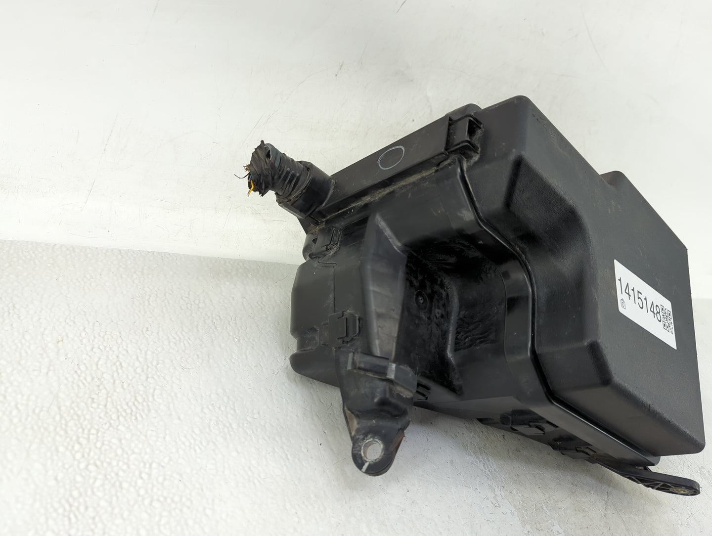 2011-2016 Toyota Sienna Fusebox Fuse Box Panel Relay Module Fits Fits 2011 2012 2013 2014 2015 2016 OEM Used Auto Parts - Oe