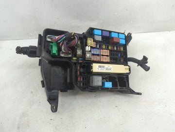 2011-2016 Toyota Sienna Fusebox Fuse Box Panel Relay Module P/N:82672-08120 Fits Fits 2011 2012 2013 2014 2015 2016 OEM Used Auto Parts