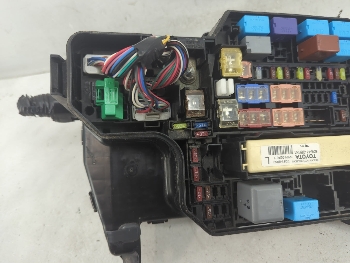 2011-2016 Toyota Sienna Fusebox Fuse Box Panel Relay Module P/N:82672-08120 Fits Fits 2011 2012 2013 2014 2015 2016 OEM Used