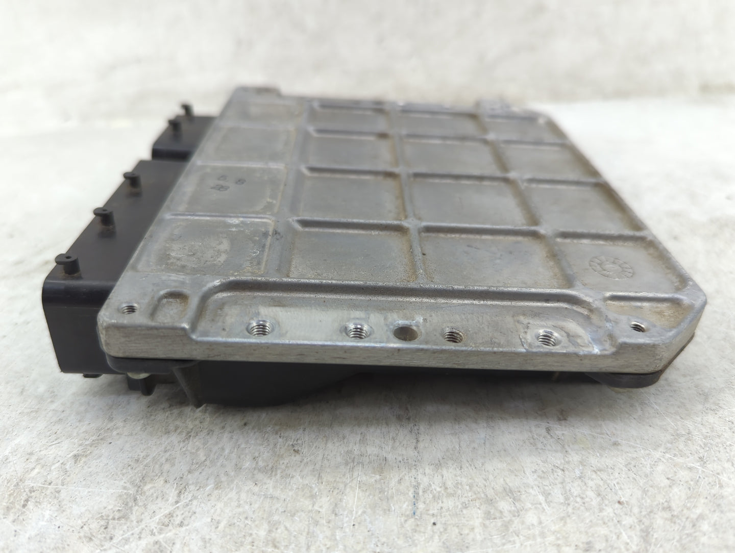 2015-2016 Toyota Sienna PCM Engine Control Computer ECU ECM PCU OEM P/N:89661-08420 TN275600-3031 Fits Fits 2015 2016 OEM Us