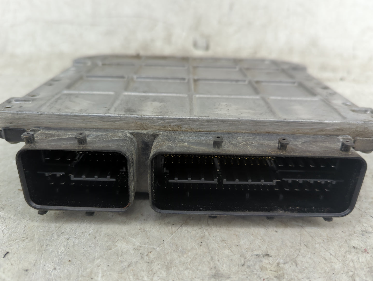 2015-2016 Toyota Sienna PCM Engine Control Computer ECU ECM PCU OEM P/N:89661-08420 Fits Fits 2015 2016 OEM Used Auto Parts 