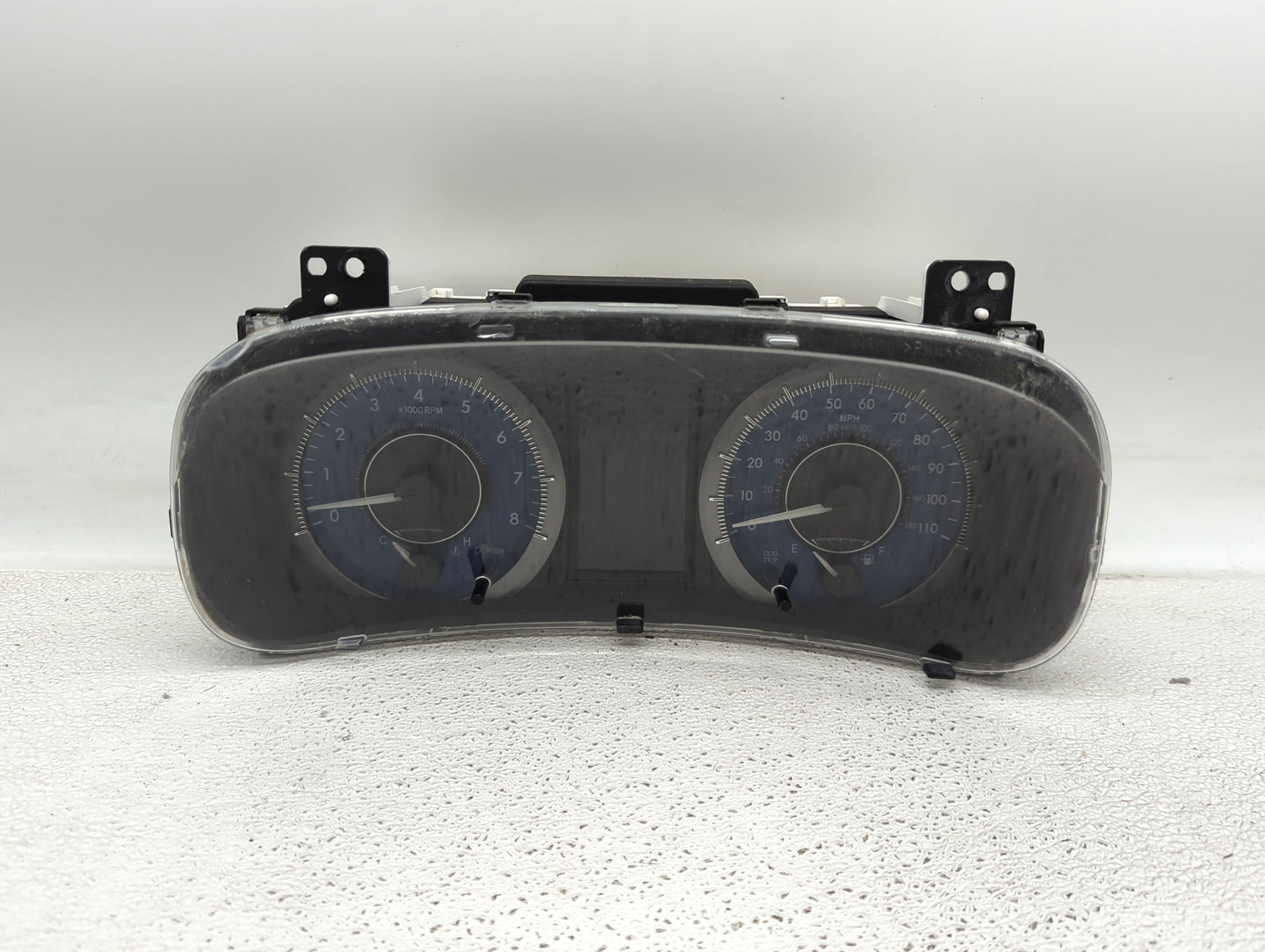 2015-2016 Toyota Sienna Instrument Cluster Speedometer Gauges P/N:83800-08600-00 Miles: Fits Fits 2015 2016 OEM Used Auto Pa