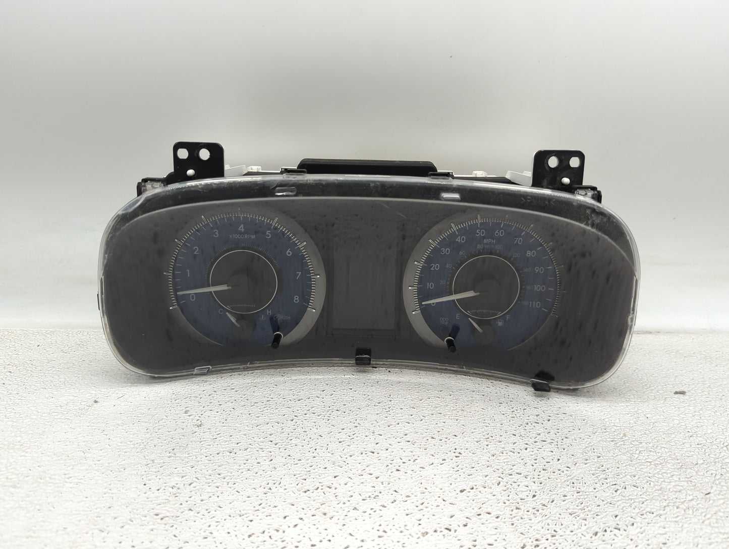 2015-2016 Toyota Sienna Instrument Cluster Speedometer Gauges P/N:83800-08600-00 Miles: Fits Fits 2015 2016 OEM Used Auto Pa