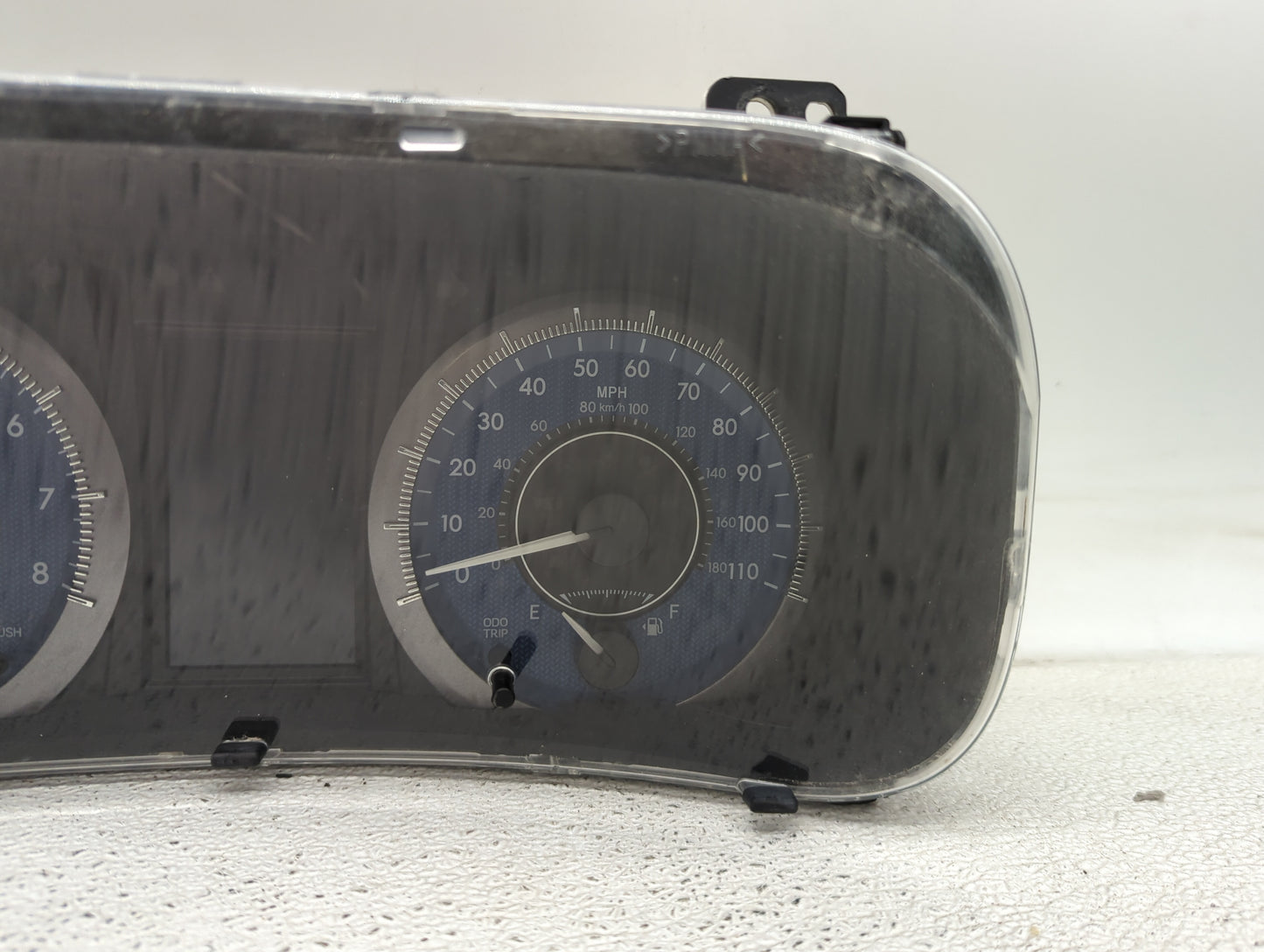 2015-2016 Toyota Sienna Instrument Cluster Speedometer Gauges P/N:83800-08600-00 Miles: Fits Fits 2015 2016 OEM Used Auto Pa