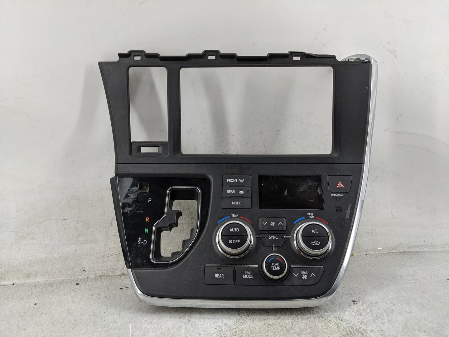 2015-2017 Toyota Sienna Climate Control Module Temperature AC/Heater Replacement P/N:55412-08060 55405-08040 Fits OEM Used A