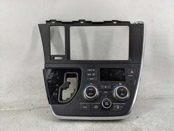 compare product 2015-2017 Toyota Sienna Climate Control Module Temperature AC/Heater Replacement P/N:55412-08060 55405-08040 Fits OEM Used Auto Parts