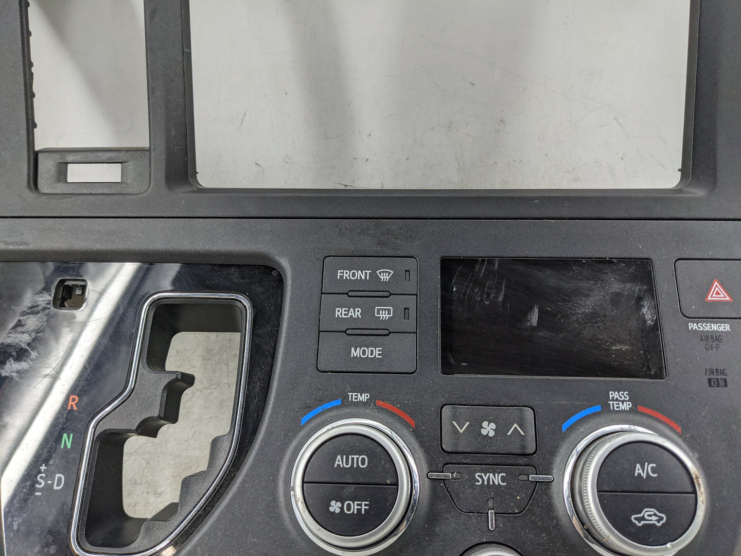 2015-2017 Toyota Sienna Climate Control Module Temperature AC/Heater Replacement P/N:55412-08060 55405-08040 Fits OEM Used A