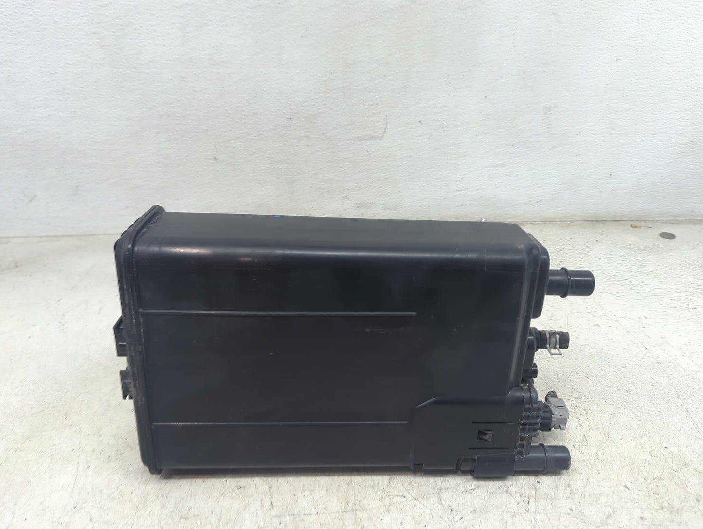 2015 Toyota Sienna Fuel Vapor Charcoal Canister 1479526 - Oemusedautoparts1.com