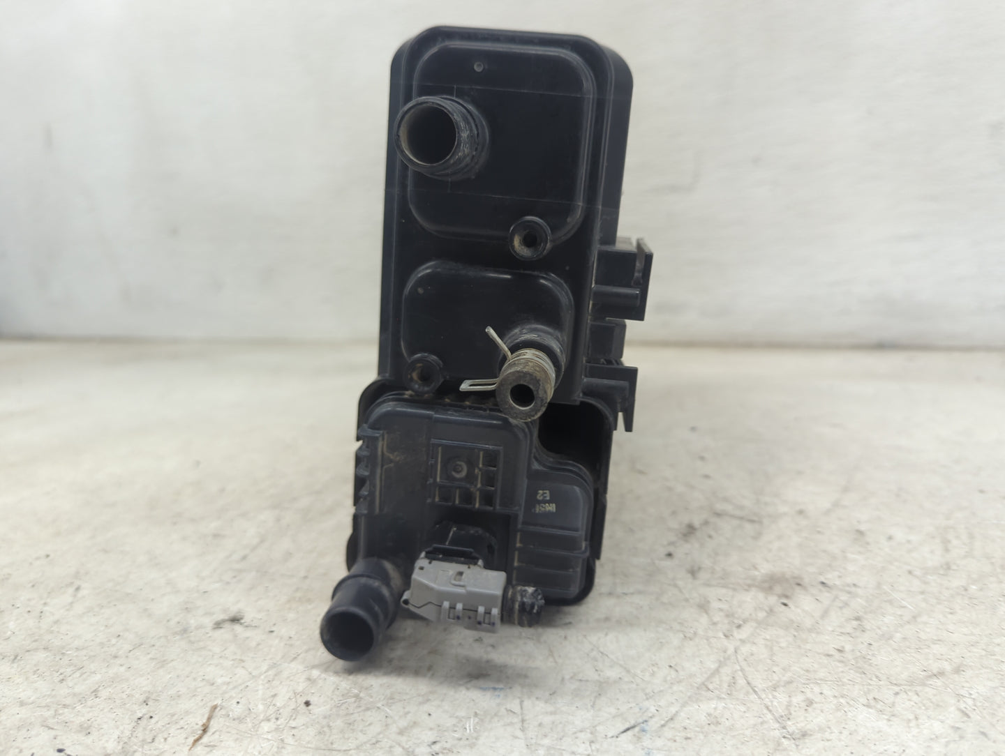 2015 Toyota Sienna Fuel Vapor Charcoal Canister 1479526 - Oemusedautoparts1.com