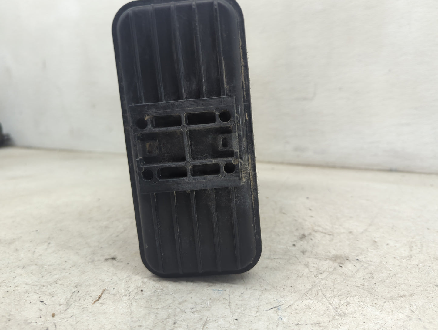 2015 Toyota Sienna Fuel Vapor Charcoal Canister 1479526 - Oemusedautoparts1.com