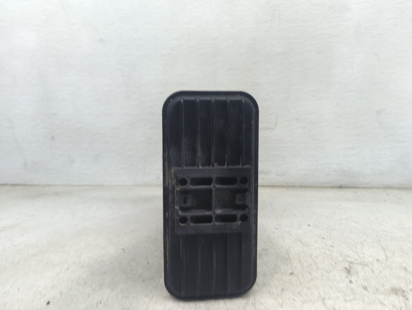 2015 Toyota Sienna Fuel Vapor Charcoal Canister 1479526 - Oemusedautoparts1.com
