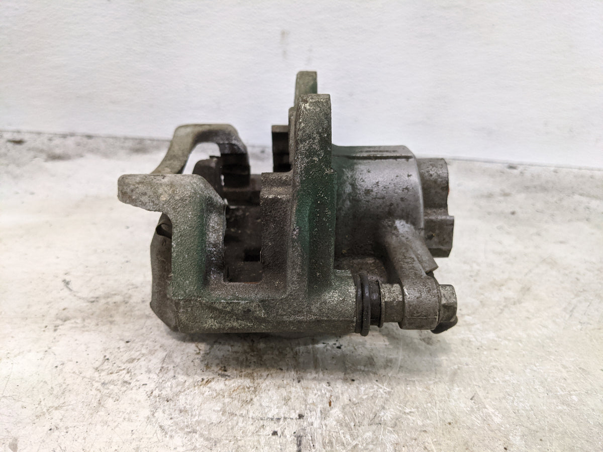 2015-2020 Toyota Sienna Front Driver Left Brake Caliper - Oemusedautoparts1.com