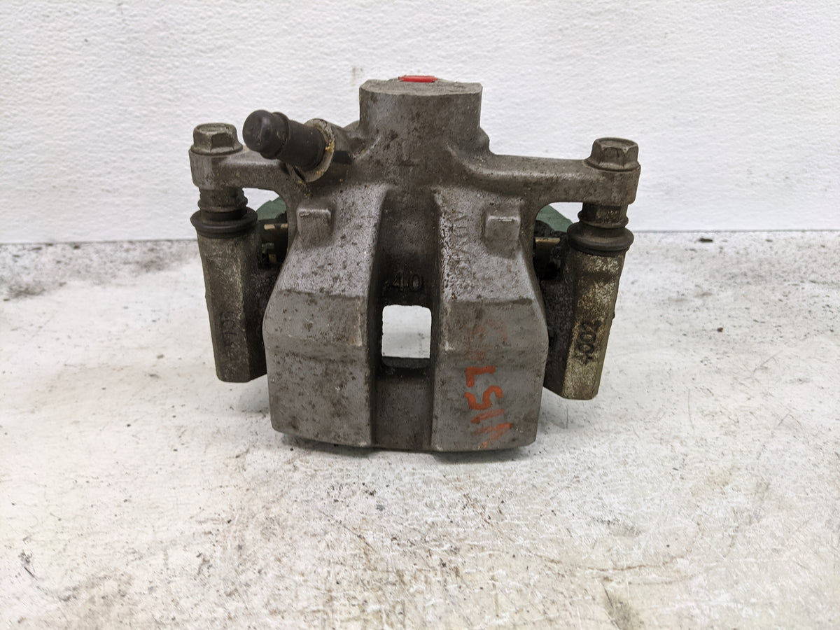 2015-2020 Toyota Sienna Front Driver Left Brake Caliper - Oemusedautoparts1.com