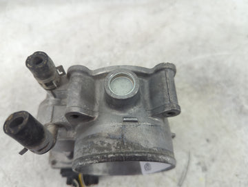 2007-2016 Toyota Sienna Throttle Body P/N:22030-0P050 Fits OEM Used Auto Parts