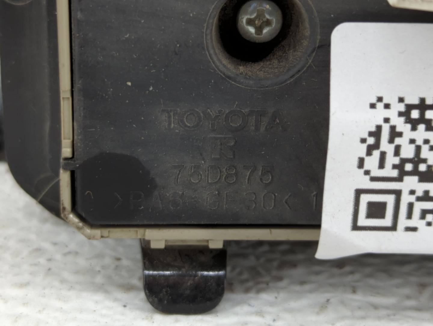 2015-2020 Toyota Sienna Climate Control Module Temperature AC/Heater Replacement P/N:55900-08200 75D875 Fits OEM Used Auto P