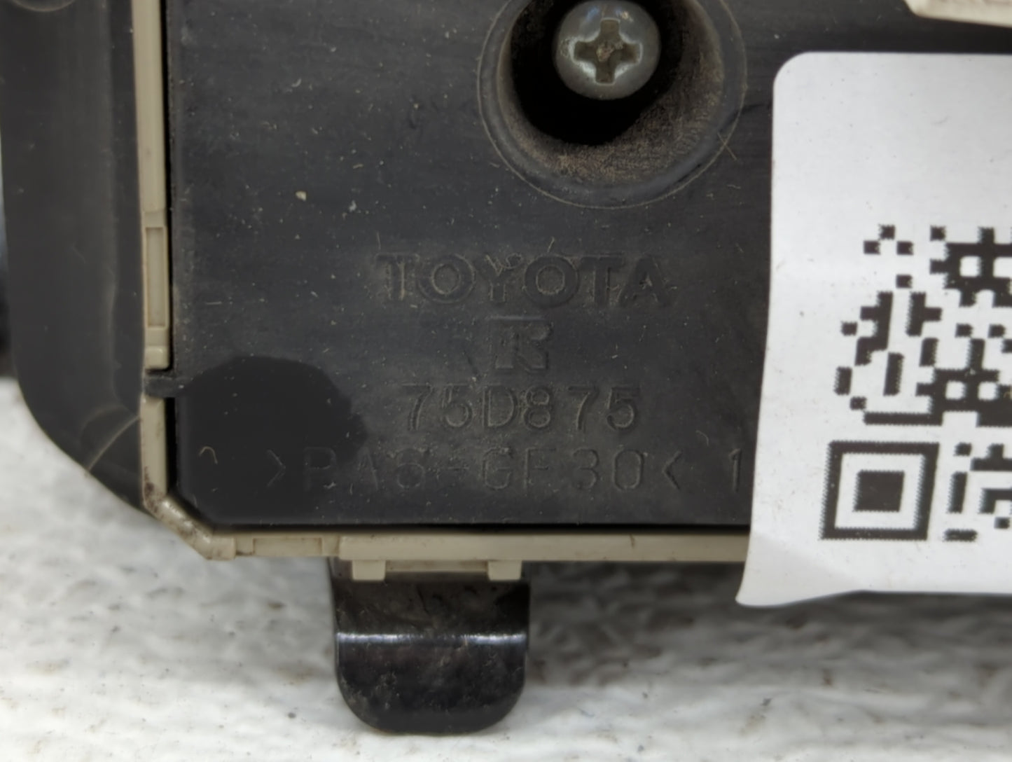 2015-2020 Toyota Sienna Climate Control Module Temperature AC/Heater Replacement P/N:55900-08200 75D875 Fits OEM Used Auto P