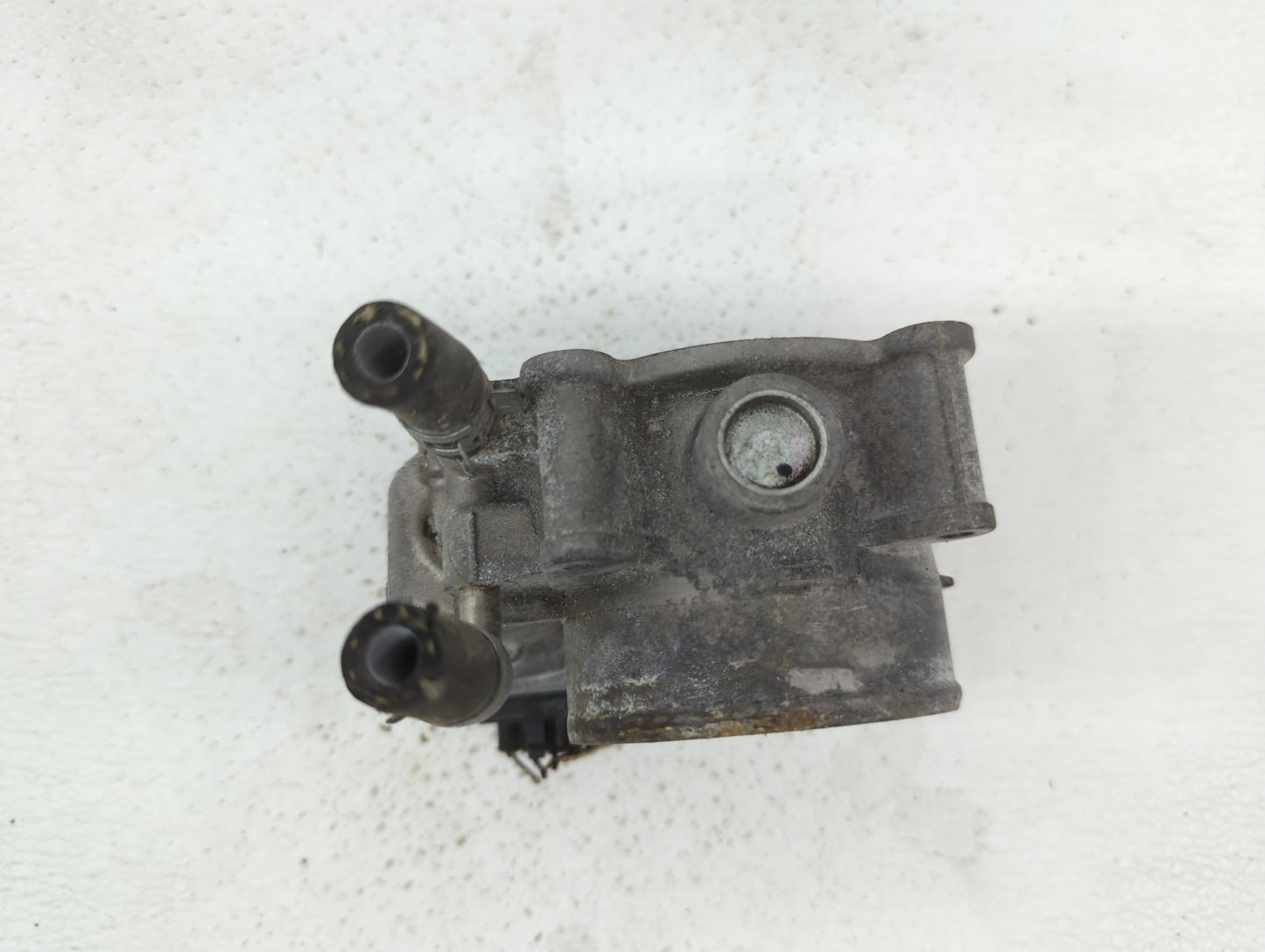 2007-2016 Toyota Sienna Throttle Body P/N:22030-0P050 22030-31030 Fits OEM Used Auto Parts - Oemusedautoparts1.com