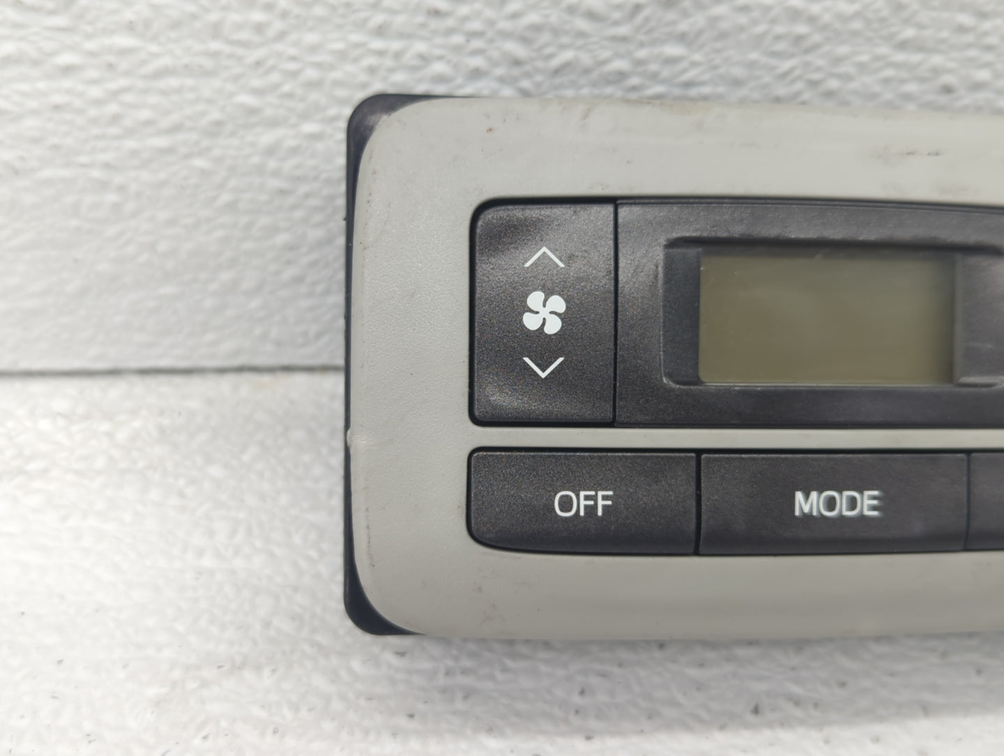 2015-2017 Toyota Sienna Climate Control Module Temperature AC/Heater Replacement P/N:55660-08050 55900-08200 Fits OEM Used A
