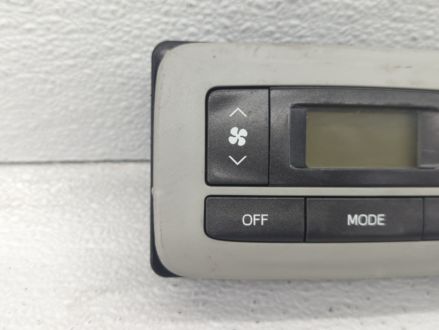 2015-2017 Toyota Sienna Climate Control Module Temperature AC/Heater Replacement P/N:55660-08050 55900-08200 Fits OEM Used A