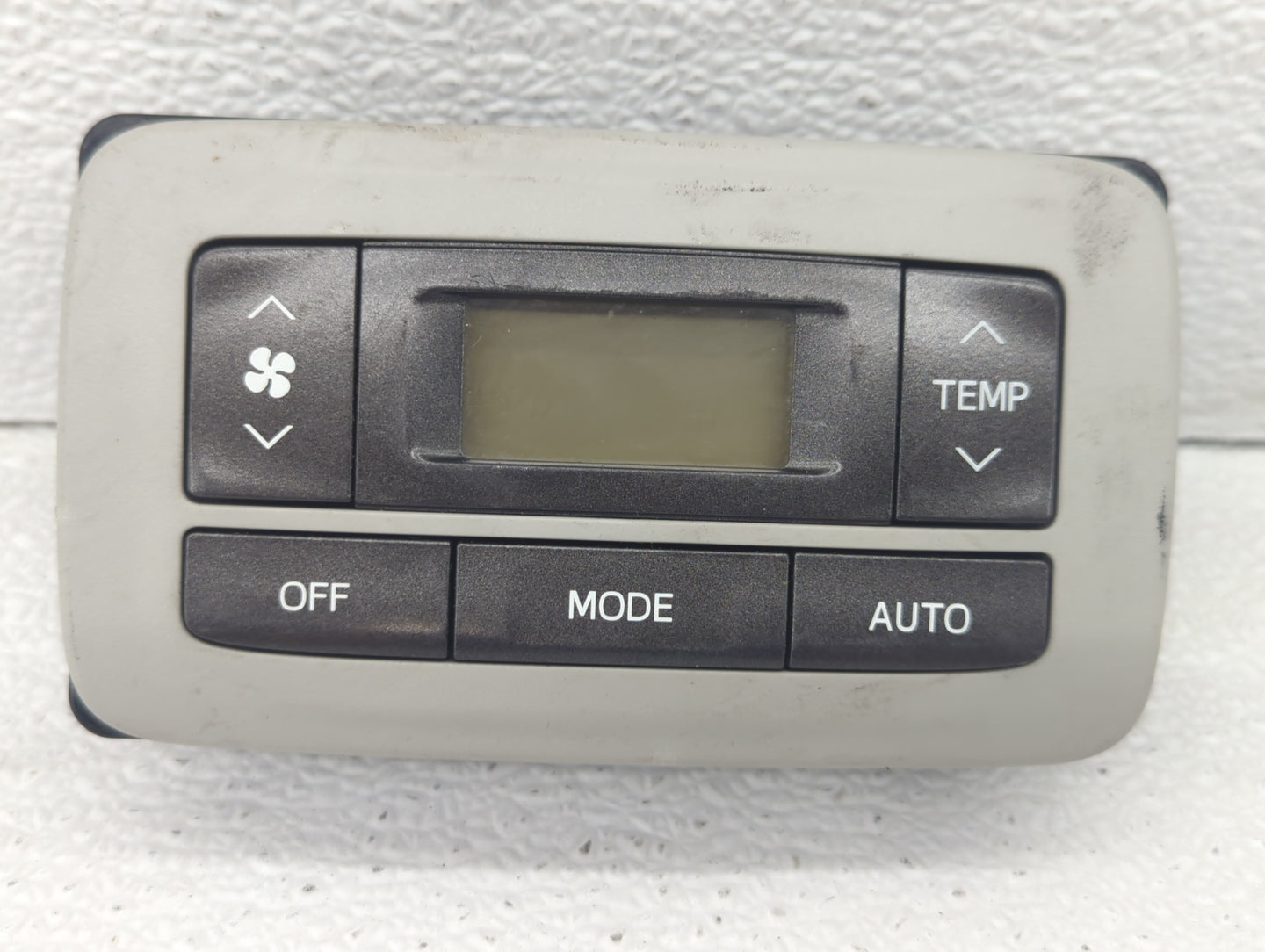 2015-2017 Toyota Sienna Climate Control Module Temperature AC/Heater Replacement P/N:55660-08050 55900-08200 Fits OEM Used A