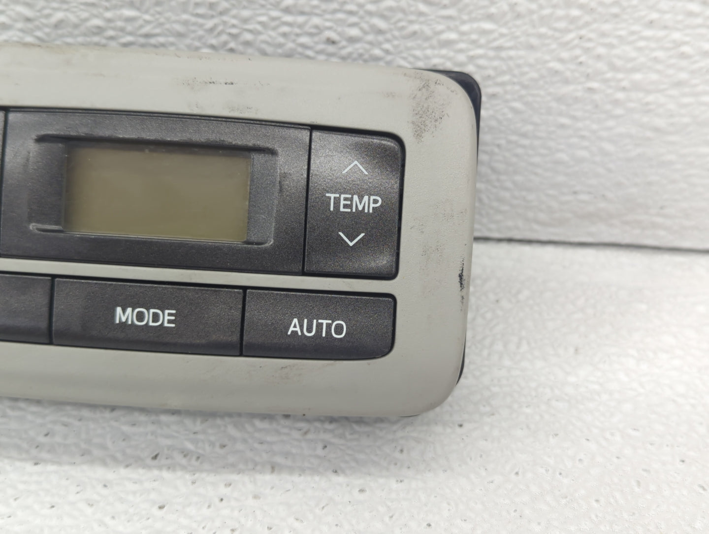 2015-2017 Toyota Sienna Climate Control Module Temperature AC/Heater Replacement P/N:55660-08050 55900-08200 Fits OEM Used A