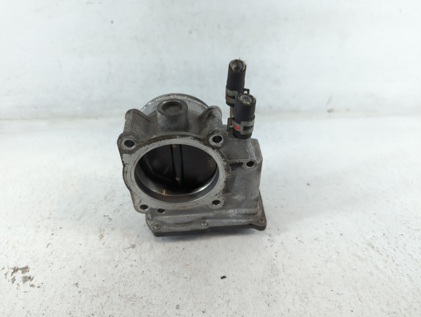 2007-2016 Toyota Sienna Throttle Body P/N:22030-0P050 Fits OEM Used Auto Parts - Oemusedautoparts1.com
