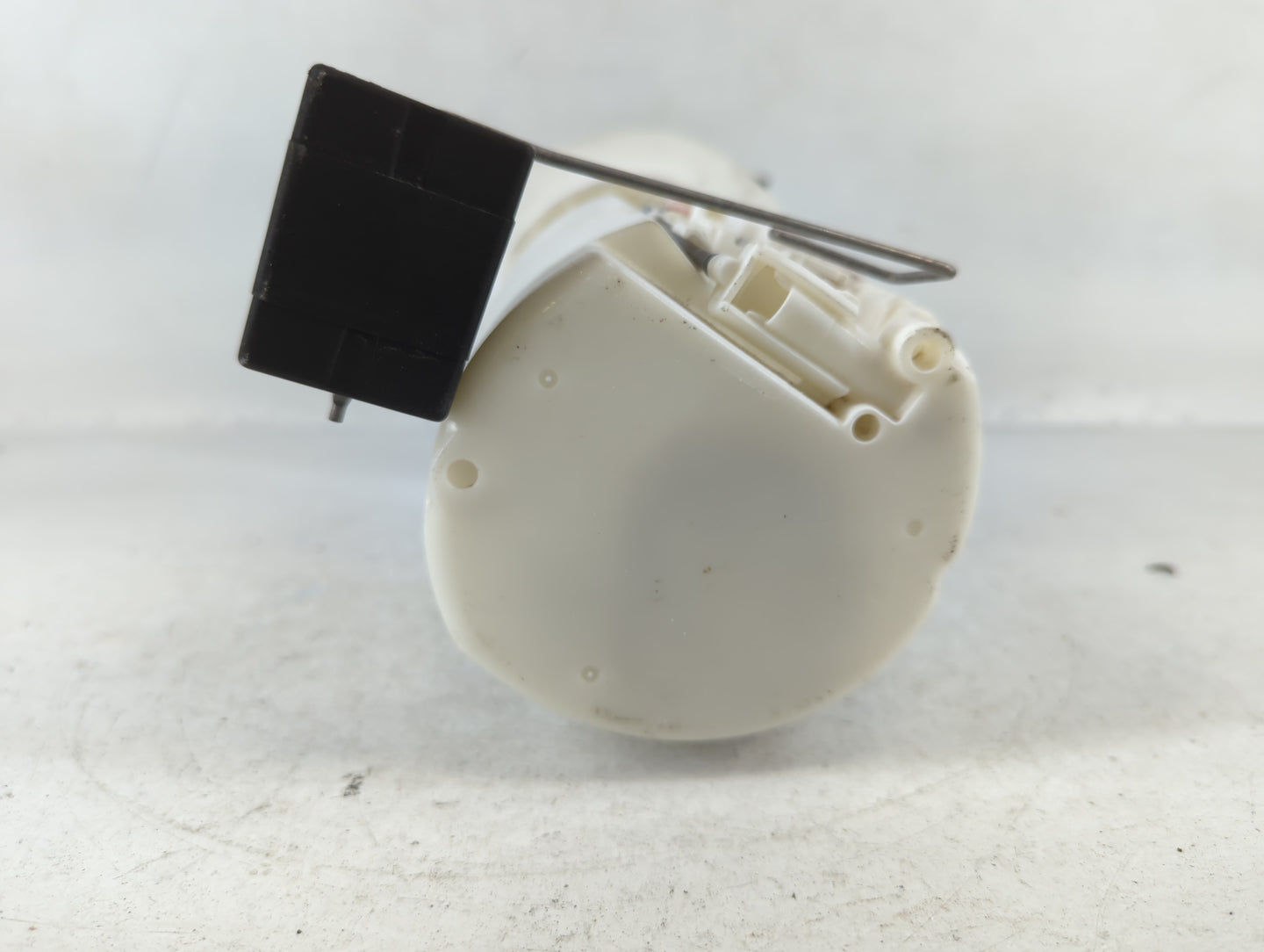 2015-2016 Toyota Sienna Electrical Gas Fuel Pump Assembly - Oemusedautoparts1.com