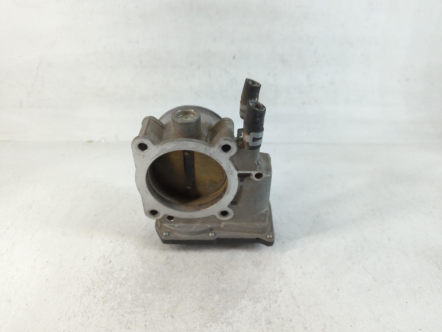 2007-2016 Toyota Sienna Throttle Body P/N:22030-0P050 Fits OEM Used Auto Parts - Oemusedautoparts1.com