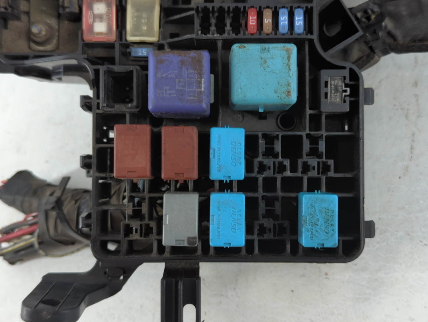 2015 Toyota Solara Fusebox Fuse Box Panel Relay Module Fits OEM Used Auto Parts - Oemusedautoparts1.com