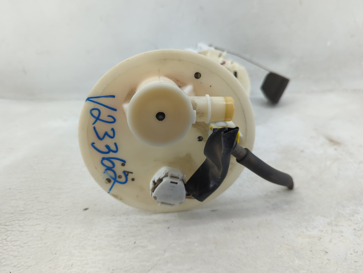 2005-2015 Toyota Tacoma Electrical Gas Fuel Pump Assembly - Oemusedautoparts1.com