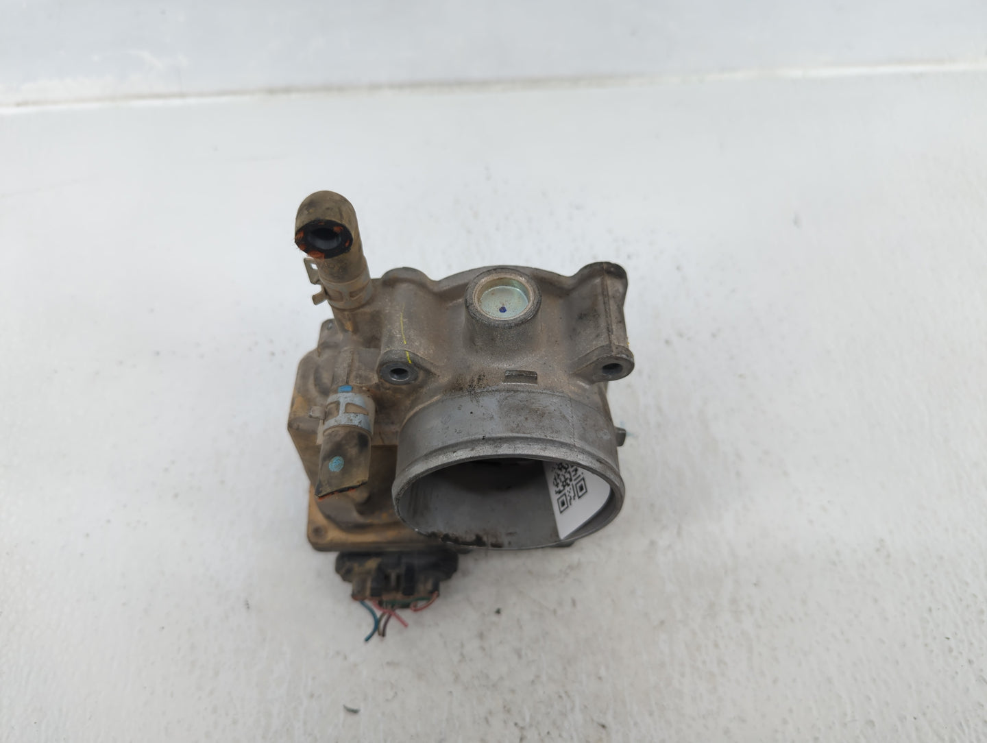 2005-2015 Toyota Tacoma Throttle Body P/N:IS19 0941 22030-0P10 Fits OEM Used Auto Parts - Oemusedautoparts1.com