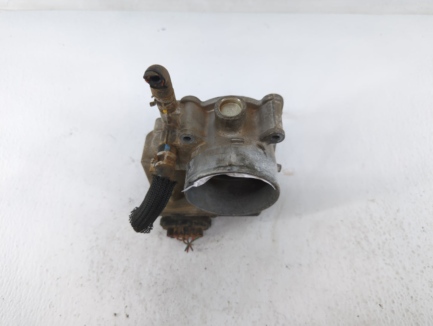 2005-2015 Toyota Tacoma Throttle Body P/N:22030-0P010 Fits Fits 2003 2004 2005 2006 2007 2008 2009 2010 2011 2012 2013 2014 