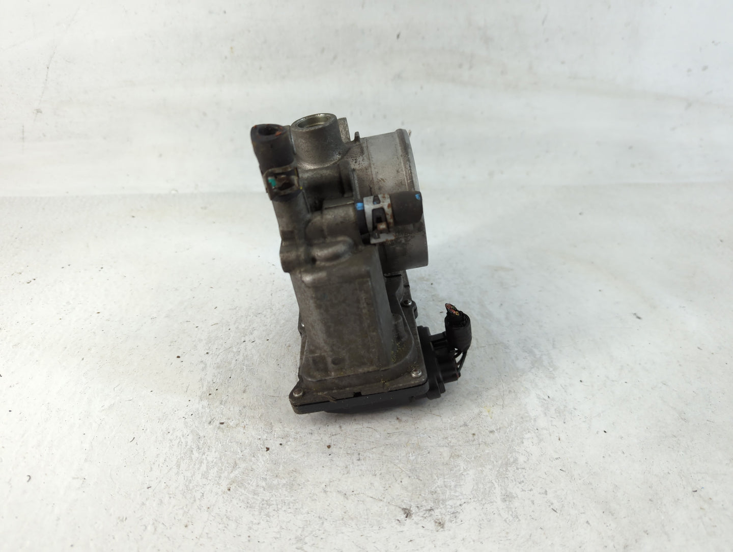 2005-2015 Toyota Tacoma Throttle Body P/N:22030-0P010 Fits Fits 2003 2004 2005 2006 2007 2008 2009 2010 2011 2012 2013 2014 