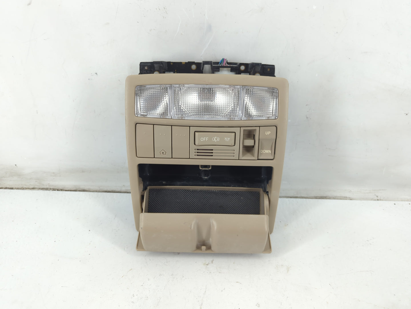 2015 Toyota Venza Overhead Roof Console - Oemusedautoparts1.com