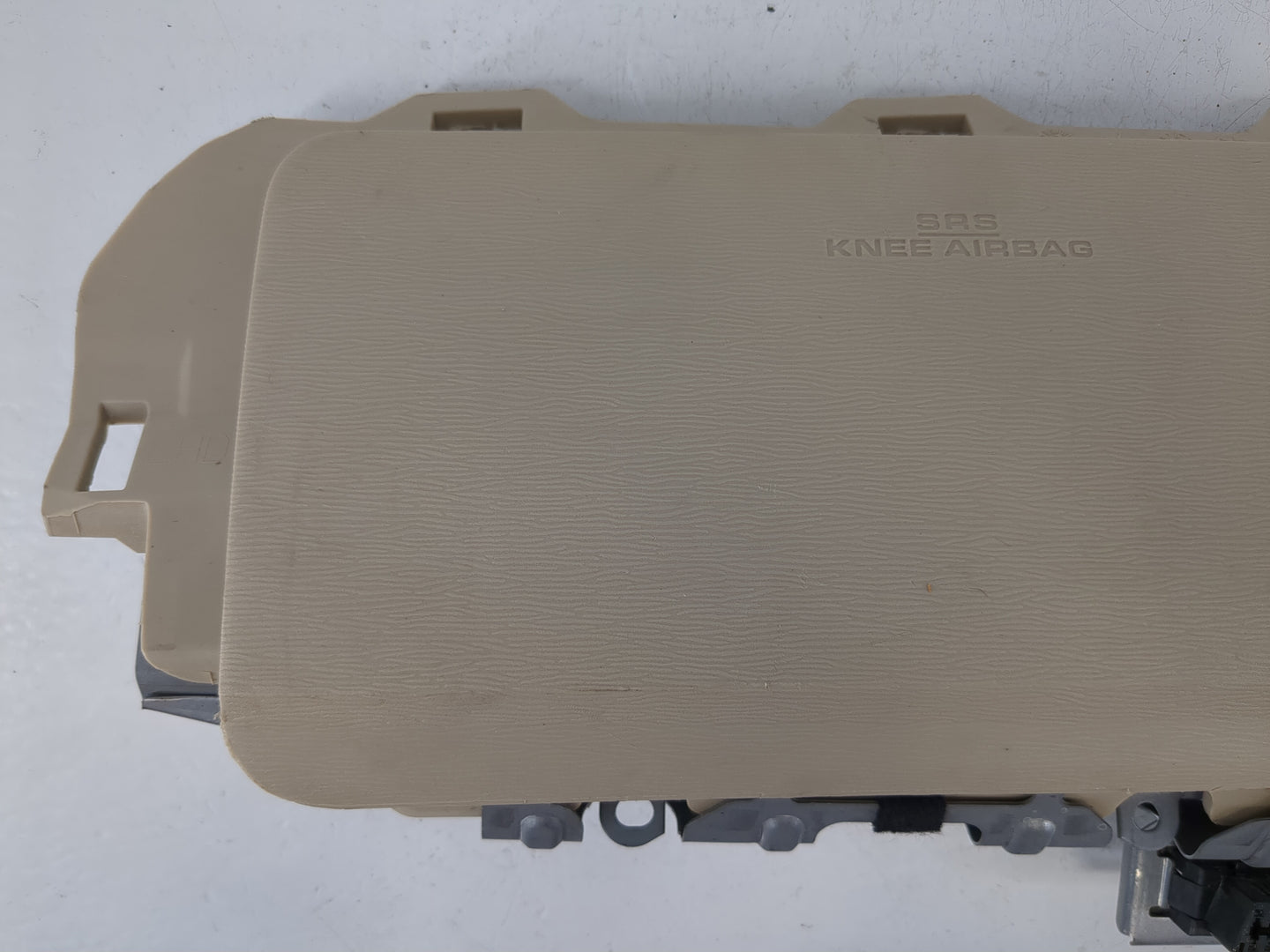 2014-2016 Toyota Venza Air Bag Passenger Right Dashboard OEM P/N:303439514M71 Fits Fits 2014 2015 2016 OEM Used Auto Parts -