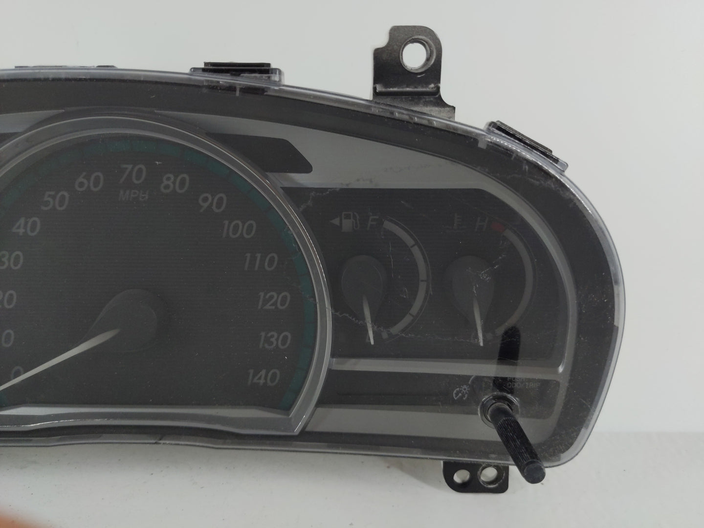 2013-2015 Toyota Venza Instrument Cluster Speedometer Gauges P/N:83800-0t151 Fits Fits 2013 2014 2015 OEM Used Auto Parts - 